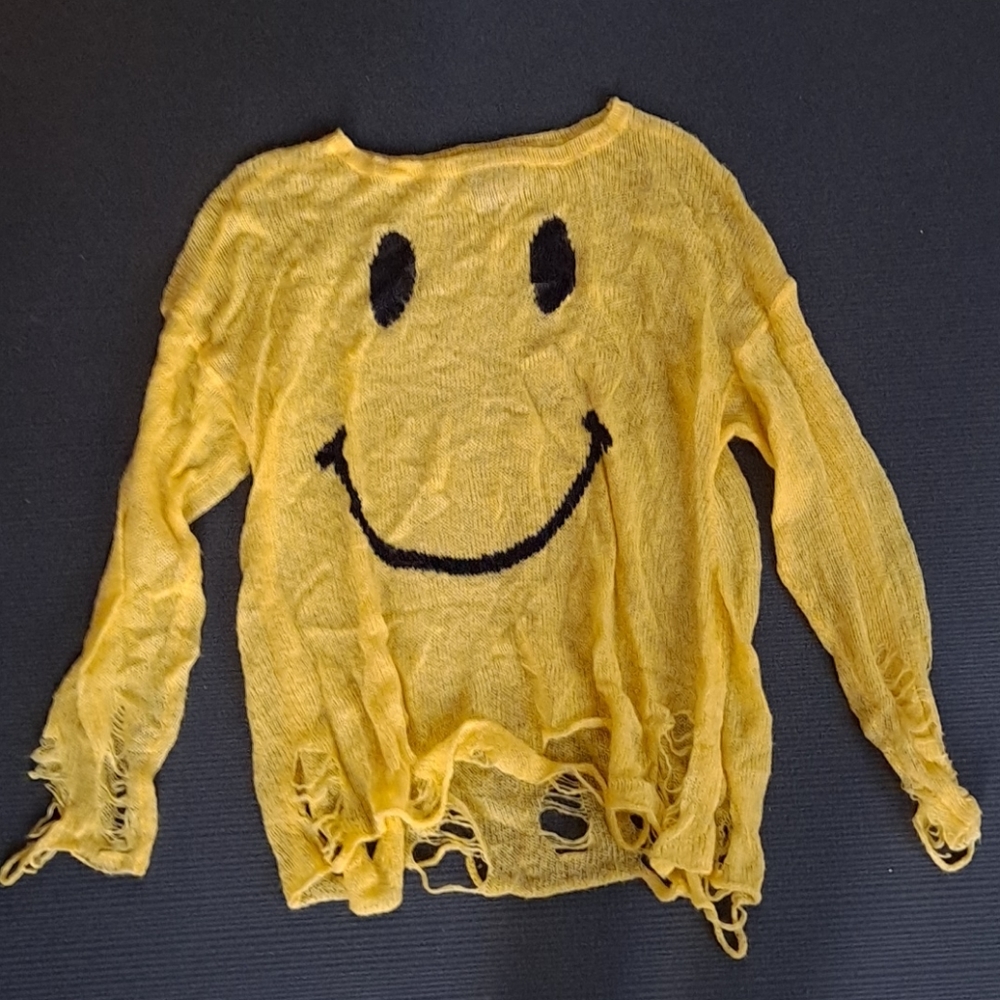 Wild Fox 90s smile lennon sweater - Picture 2 of 4